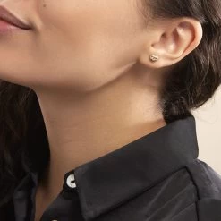 Boucles D'oreilles Puces Anne-maudae Cœurs Or Jaune -Bijouterie primée. B3OFJW00CT model0