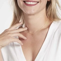 Pendentif Eudocie Coeur Strie Or Jaune -Bijouterie primée. B3PFJW0222 model0