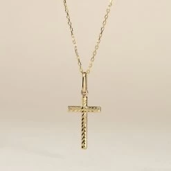 Pendentif Benny Croix Ciselee Or Jaune 9 Pendentif Benny Croix Ciselee Or Jaune -Bijouterie primée. B3PFJW0316 view2