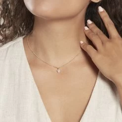 Pendentif Or Jaune Oxyde 10 Pendentif Or Jaune Oxyde -Bijouterie primée. B3PFJZW134 model0