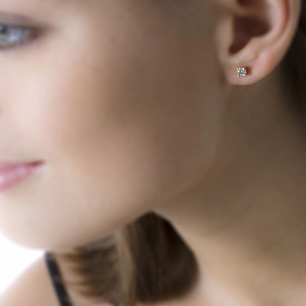 Boucles D'oreilles Puces Clavie Or Jaune Diamant 6 Boucles D'oreilles Puces Clavie Or Jaune Diamant – Image 4