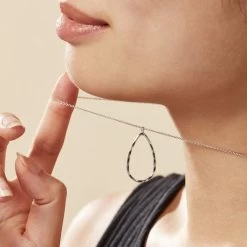 Collier Argent Blanc Camulos -Bijouterie primée. FACFBW01BJ model1