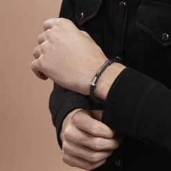 Bracelet Moris Acier Blanc Oxyde De Zirconium 7 Bracelet Moris Acier Blanc Oxyde De Zirconium -Bijouterie primée. FIBHBZN007 model0